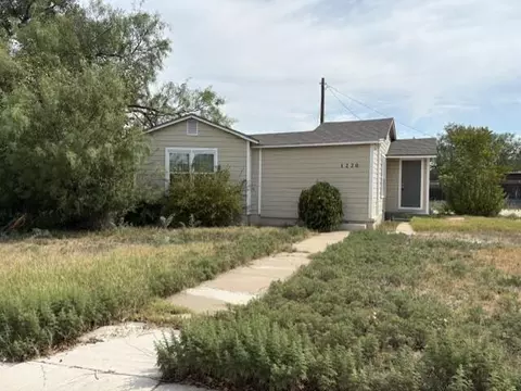 1220 Howard St, San Angelo, TX 76901