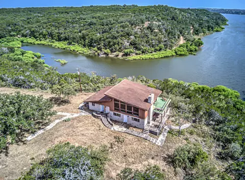 920 Boultinghouse Rd, Marble Falls, TX 78654