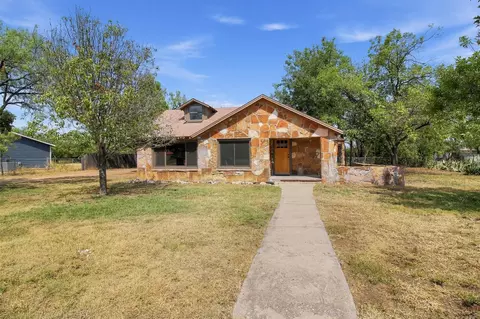 620 E 37th St, San Angelo, TX 76903
