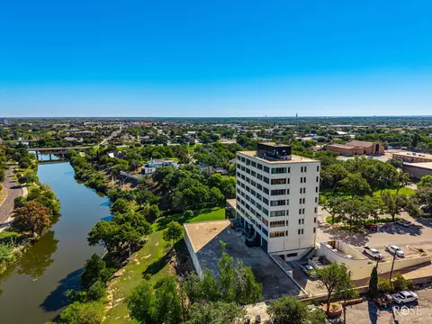 800 W Avenue D, San Angelo, TX 76903