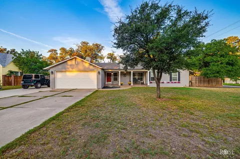 1401 Mackenzie St, San Angelo, TX 76901