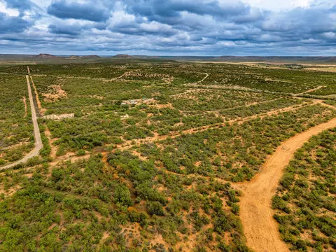 375 Exxon Rd, Robert Lee, TX 76945 photo 13