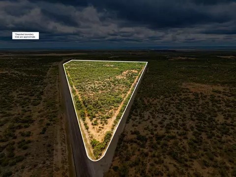 375 Exxon Rd, Robert Lee, TX 76945 photo 2