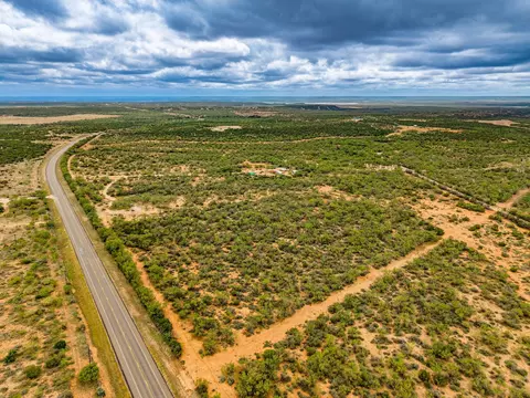 375 Exxon Rd, Robert Lee, TX 76945 photo 7