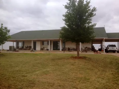 300 Humble Rd, Bronte, TX 76933 photo 1