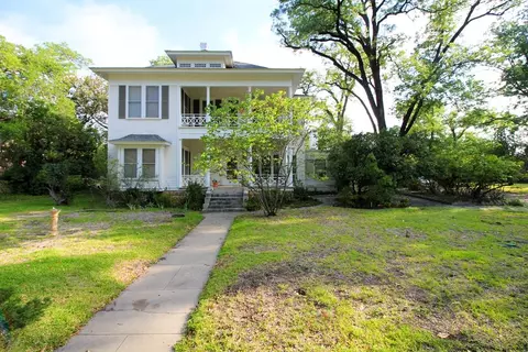 302 11th St, Ozona, TX 76943 photo 1