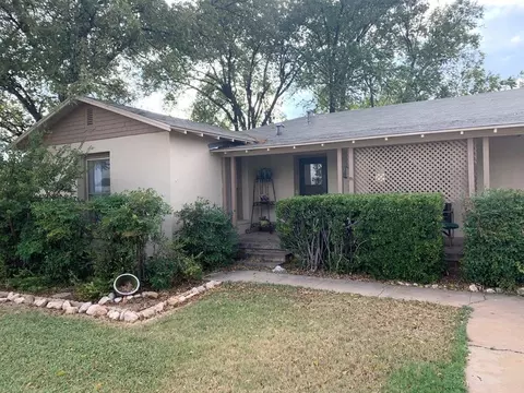 624 S State St, Bronte, TX 76933 photo 1