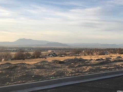 695 N 800 E, Hyde Park, UT 84318 photo 2