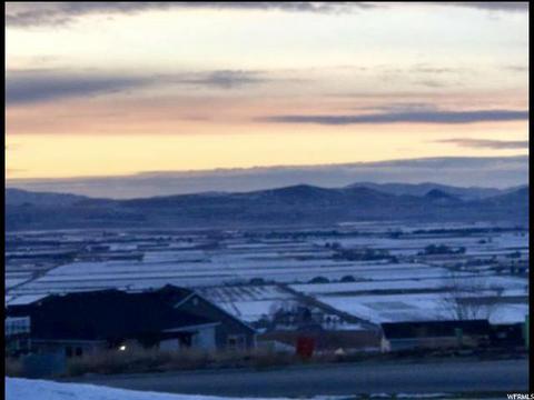 695 N 800 E, Hyde Park, UT 84318 photo 4