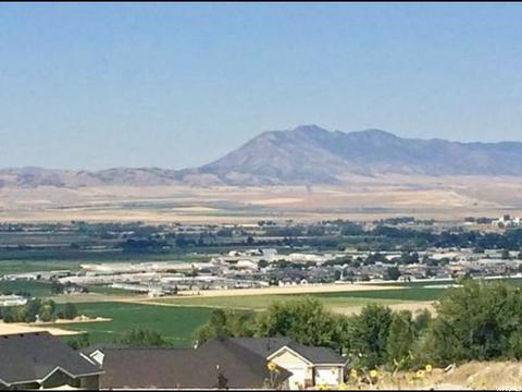 695 N 800 E, Hyde Park, UT 84318 photo 8