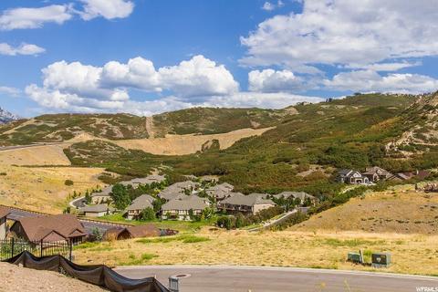 1233 E Delacroix Dr, Draper, UT 84020 photo 4