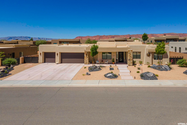 5273 N Hidden Pinyon Dr  