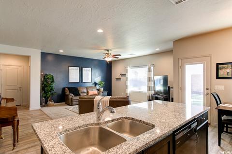 3290 E Sugar Maple Dr, Saint George, UT 84790 photo 28