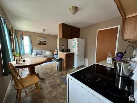 195 E 200 N, Moab, UT 84532 photo 43