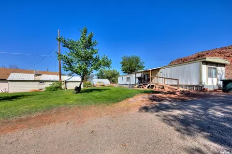 195 E 200 N, Moab, UT 84532 photo 17