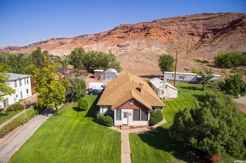 195 E 200 N, Moab, UT 84532 photo 2