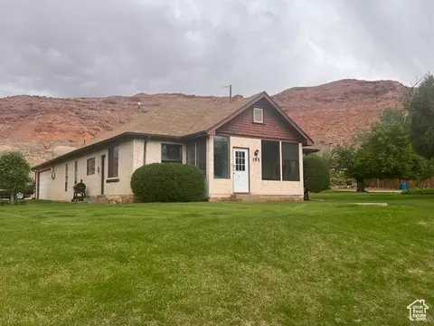 195 E 200 N, Moab, UT 84532 photo 9