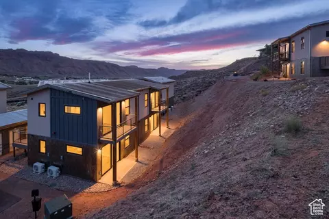 Exterior - 1185 S Murphy Ln #402B, Moab, UT 84532 photo 11 of 14
