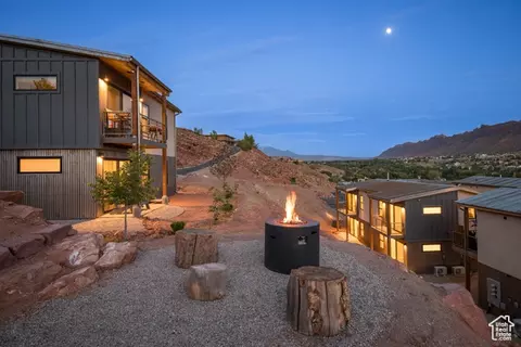 Exterior - 1185 S Murphy Ln #402B, Moab, UT 84532 photo 12 of 14