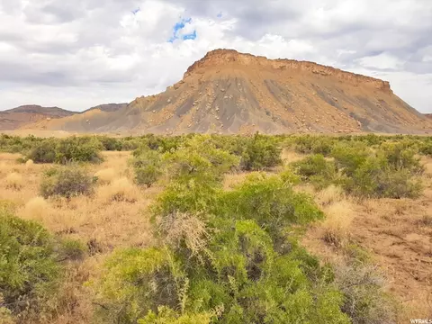 271 N Thompson Canyon Rd, Thompson, UT 84540