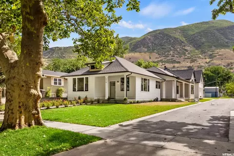 170 N Main St, Farmington, UT 84025