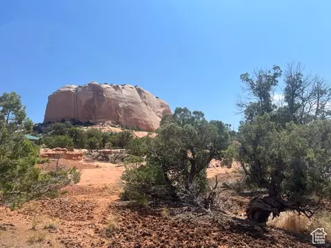 32 E Tonka Dr #15, Moab, UT 84532