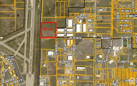 400 W 3100 N, Hyde Park, UT 84318