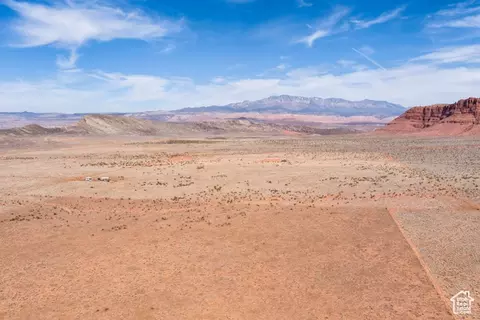 Undisclosed, Hurricane, UT 84737 photo 20
