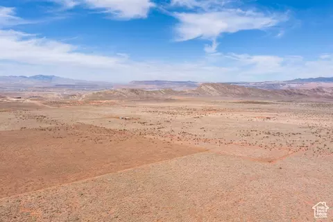 Undisclosed, Hurricane, UT 84737 photo 18