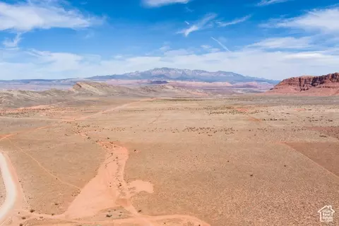 Undisclosed, Hurricane, UT 84737 photo 23