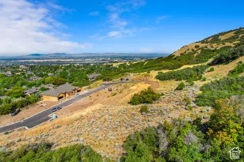 View/Area - 4869 S Nightingale Ln E, Ogden, UT 84403 photo 2 of 5