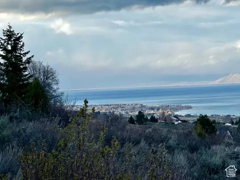 3510 S Panorama Dr #40, Garden City, UT 84028