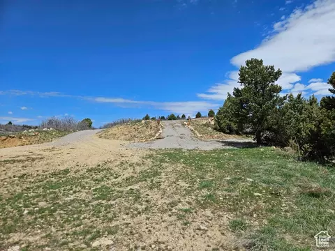 255 S Canyon Creek Cir E #255, Fairview, UT 84629