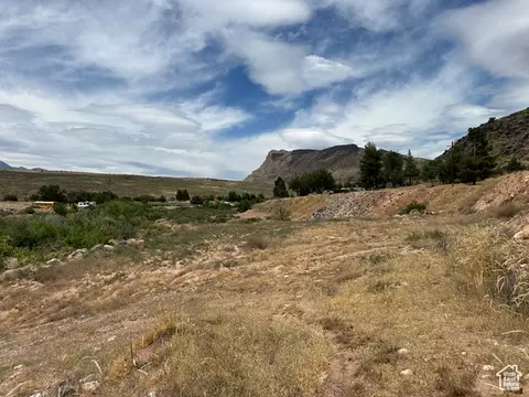 Undisclosed, Toquerville, UT 84774 photo 2
