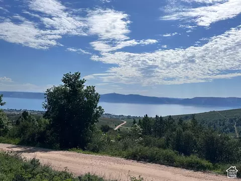 921 S Lakeview Dr #A 92, Garden City, UT 84028