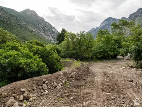 3787 E Quail Hill Ln S #105, Sandy, UT 84092 photo 6