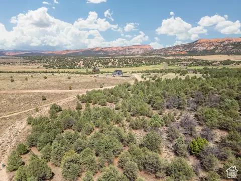 1871 Eagle Ridge Cir, Hatch, UT 84735 photo 9