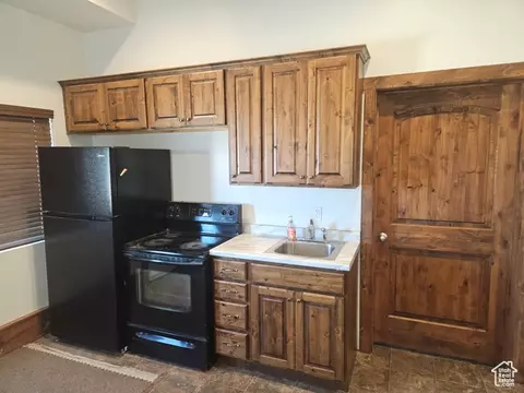 Kitchen - 270 N 50 E, Bloomington, ID 83223 photo 1 of 2