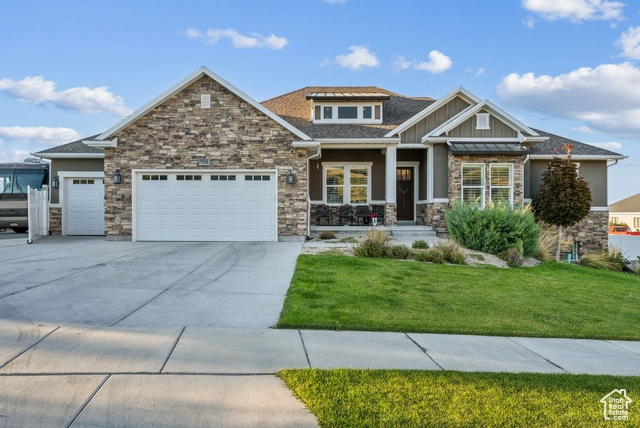 7032 W Echo Bluff Dr  