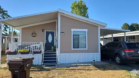 14 Lakeview Dr, Layton, UT 84041