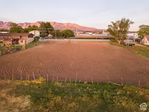 332 N Main St, Monticello, UT 84535