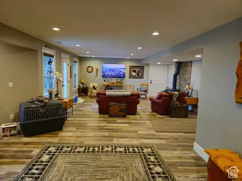 Living - 470 N 50 E, Bloomington, ID 83223 photo 3 of 5