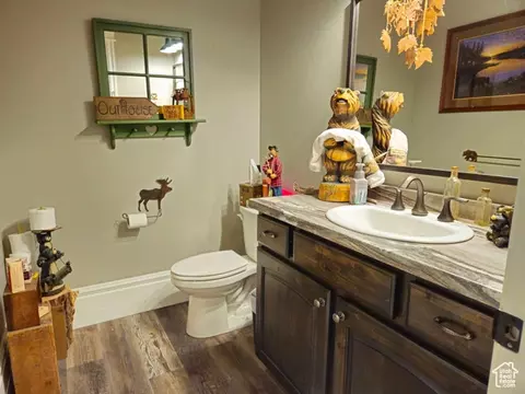 Bath - 470 N 50 E, Bloomington, ID 83223 photo 6 of 13