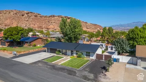 1135 E Redwood Tree St, Saint George, UT 84790