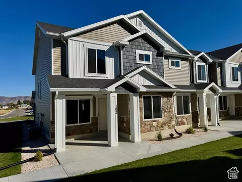 192 W Seasons Ln #52, Garden City, UT 84028