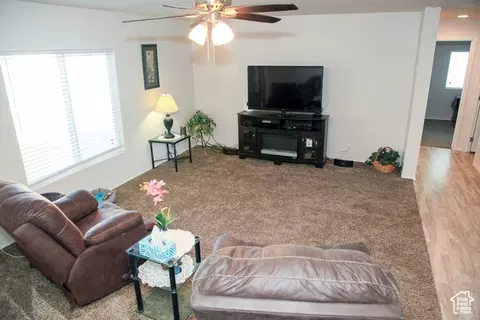 20 Kings Ct, Logan, UT 84321 photo 6
