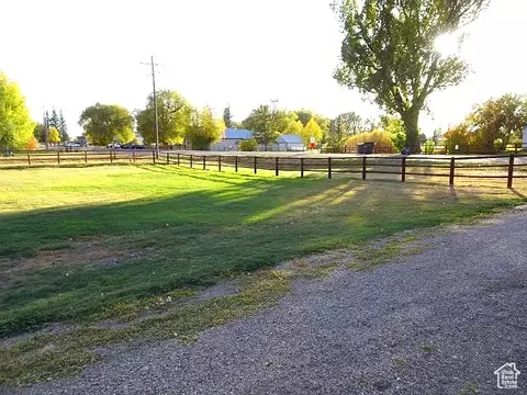 Exterior - 4040 Dingle Rd, Dingle, ID 83233 photo 6 of 13