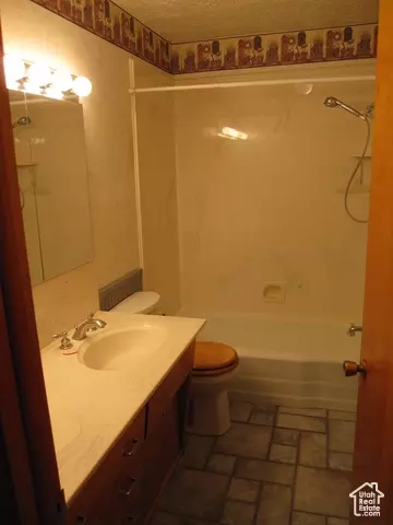Bath - 236 E 300 N, Smithfield, UT 84335 photo 1 of 1