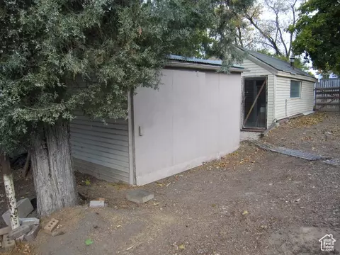 Exterior - 236 E 300 N, Smithfield, UT 84335 photo 10 of 12