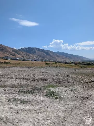 1092 E 100 S #215, Hyde Park, UT 84318